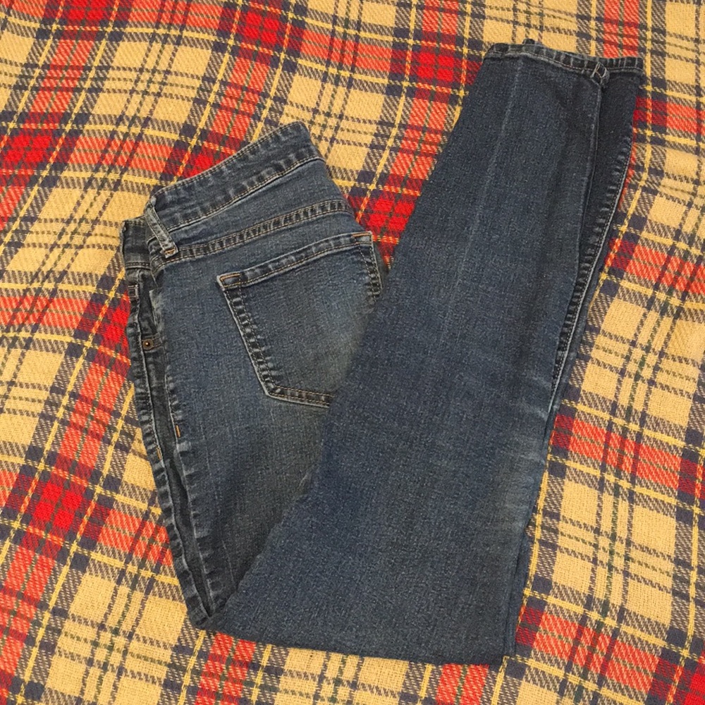 Mid rise denim skinny jeans